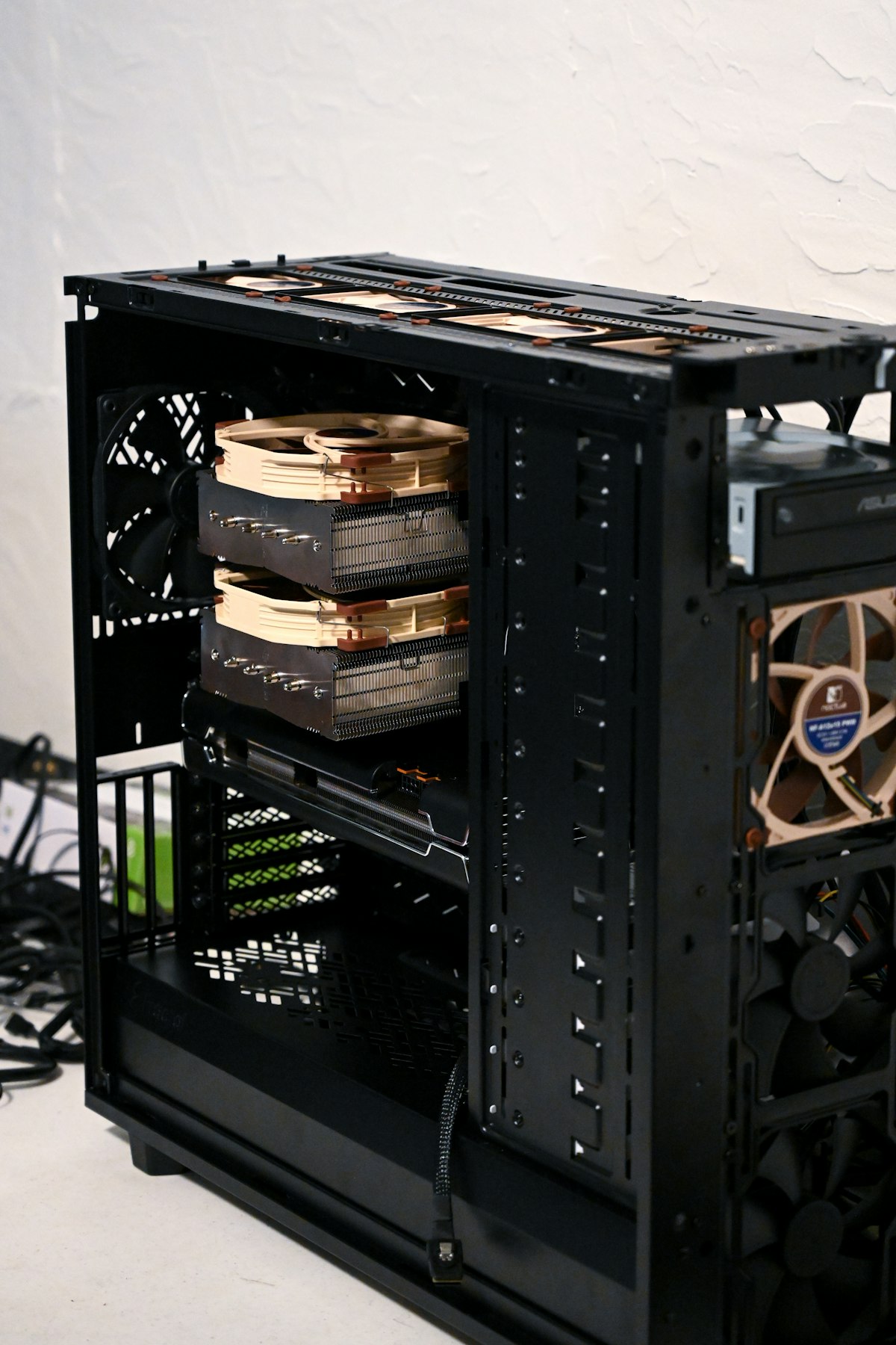 デスクトップPC（CPU付き）の参考写真
